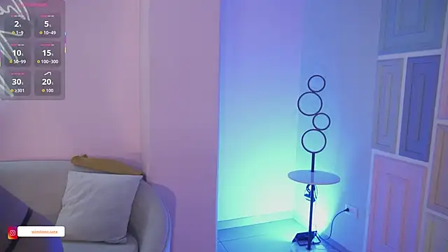 sarawinstone Chat XXX in diretta