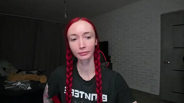 Chatroom XXX en direct de Roxy_Silver