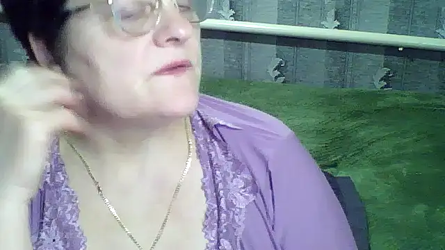 ElzaJewel élő XXX-chatje