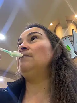 StefiAlizon70のライブXXXチャット