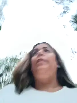 Mia-Glow élő XXX-chatje