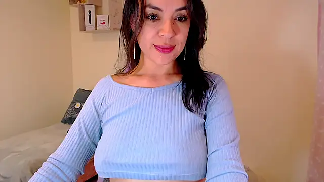 LATINGODDESS_X: απευθείας συνομιλία ΧΧΧ