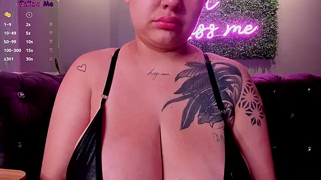 Živý XXX chat Laurenhillcute14