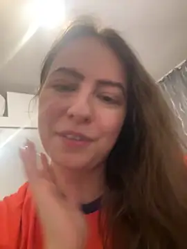 eleonoree Adlı Modelin Canlı XXX Sohbeti