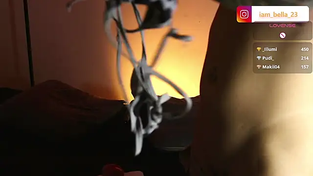 yourtoybella Chat XXX in diretta