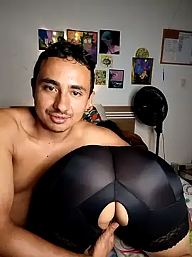 Simone_Miller Chat XXX in diretta