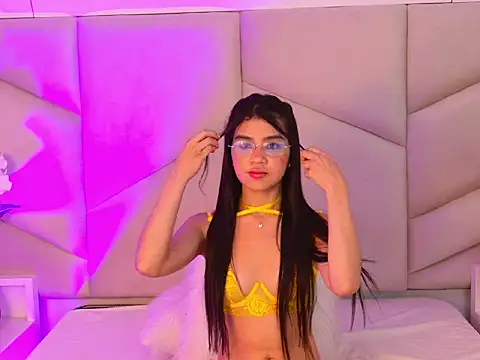 OliviaDiaz – Naživo XXX chat