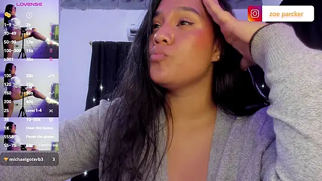 Czat XXX na żywo – ZoeParcker