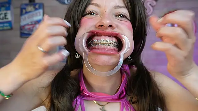 Chat +18 de miss__wanda ao vivo