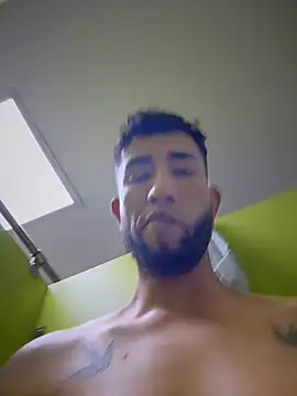 XXX chat uživo modela liam_bronw