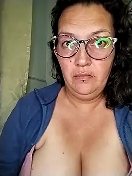 _Saraqueen লাইভ XXX চ্যাট