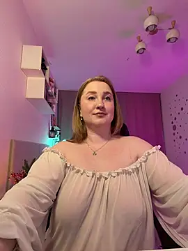 ollydoll92 – Live XXX-chat