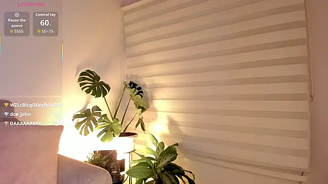 Estrer_collins' Live XXX Chat