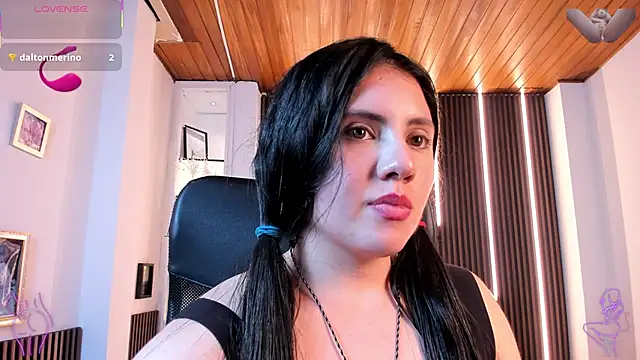 Chat XXX ao vivo de Alicee_Broownn
