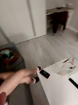 caressyourself's Webcam Show