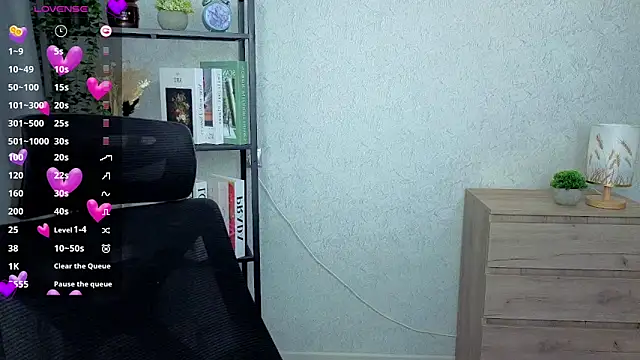 DreamVelour élő XXX-chatje