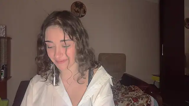 AnitraWackerbarth: διαδικτυακό σόου στην κάμερα