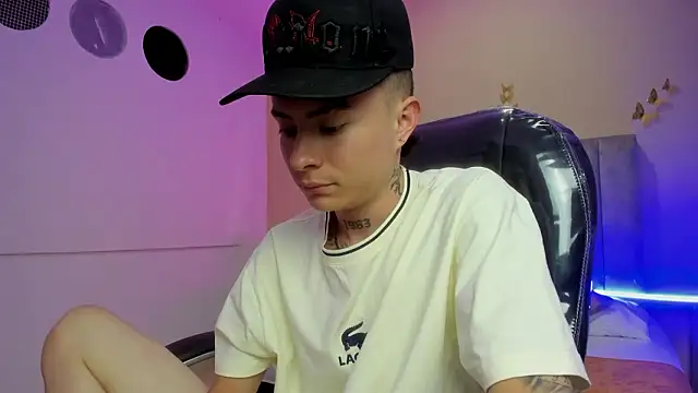 Nascary_FoxのライブXXXチャット