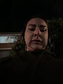 Abril_Luv élő XXX-chatje