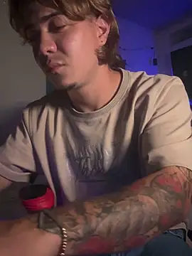 AngelLatinBoy Webcam show