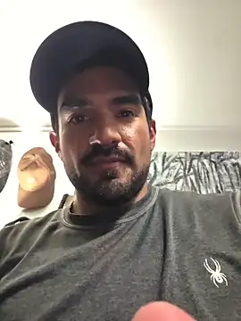 Sembang XXX Secara Langsung piggylatino