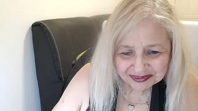 SusiLifeXXX Chat XXX in diretta