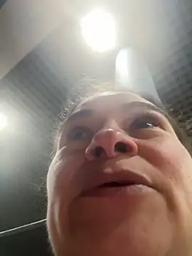 Chat +18 de StefiAlizon70 ao vivo