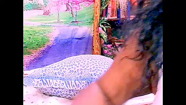 Indianfairy99's Live XXX Chat