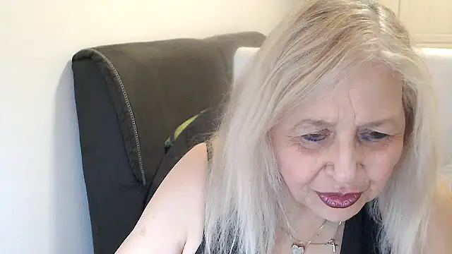 SusiLifeXXX Chat XXX in diretta