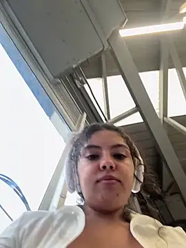 Nathcurly_ Adlı Modelin Canlı XXX Sohbeti