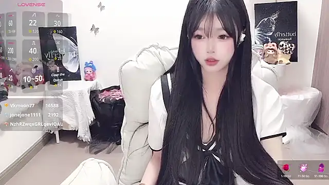 -EEBABY 在線直播表演