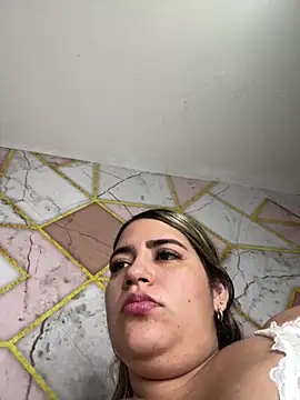 Amira_Malia Chat XXX live