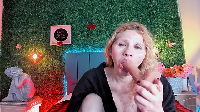 Evangelyne_rose Chat XXX live