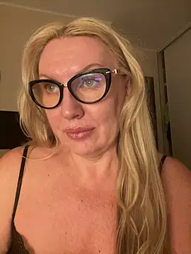 Онлайн чат XXX OliviaDancequeen