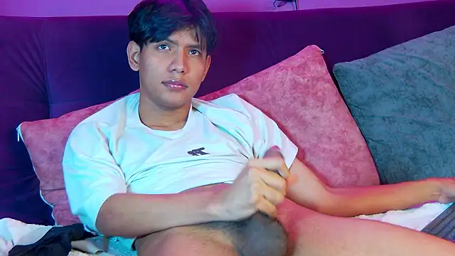 Liam_Sinclair 即時 XXX 聊天