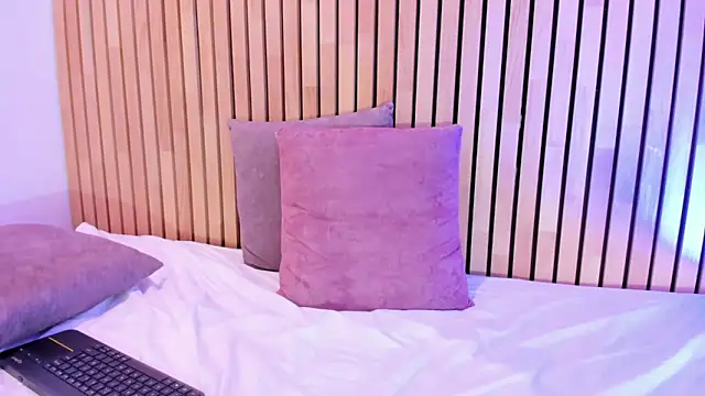 jhoystrong_ Live XXX-Chat