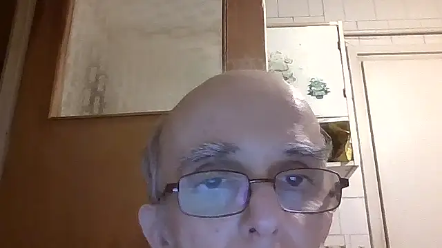 mariusica1@xh Live XXX-chat