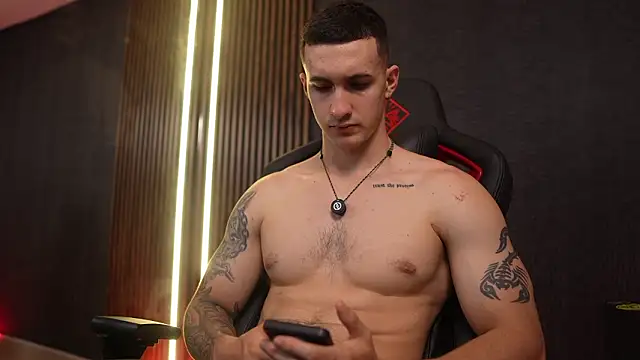 JacksonOlsenn Live XXX-chat