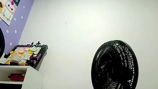 PetiteIvoryQueen19 现场XXX聊天