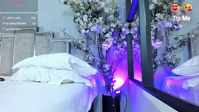 Chat XXX en directo de Kathyharriiss