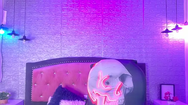 Czat XXX na żywo – REDHOTTER_