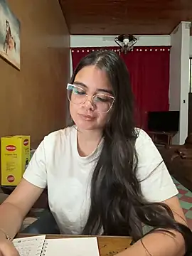 CamilaSofiia's Live XXX Chat