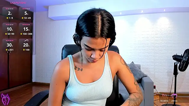 Saara_Corraless Live XXX-Chat