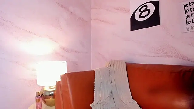 Ada_Turner Adlı Modelin Canlı XXX Sohbeti