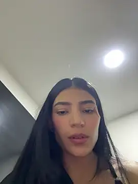 Czat XXX na żywo – Ema_Rose_