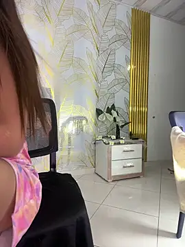 Онлайн чат XXX Nala_OMG