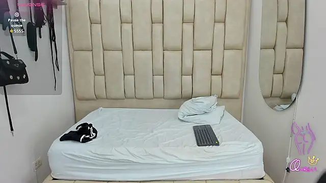 Онлайн чат XXX SweetAndSavage_OS