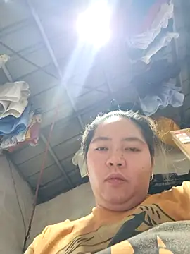 Pertunjukan Kamera Web kinkynastymum74