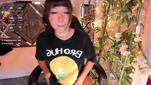 دردشة Nanachi_Cook الجنسية المباشرة