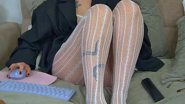 AlexandraBloom Adlı Modelin Canlı XXX Sohbeti